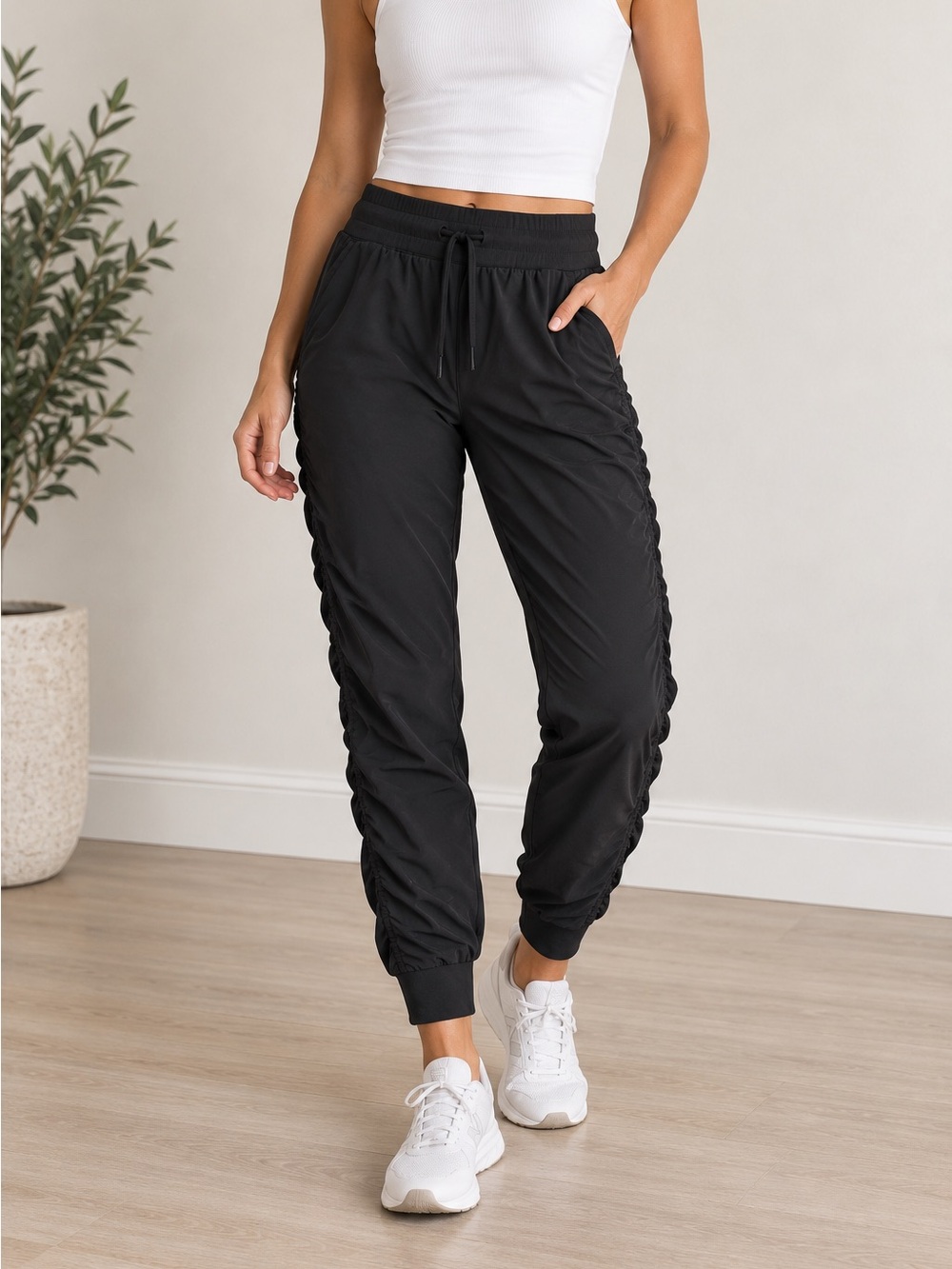 Athleta Attitude II Black Ruched Jogger Pants Size 4 Athleisure Travel